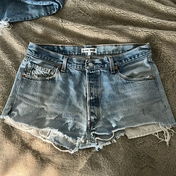 Levi’s 501 Redone - Picture 1 of 3